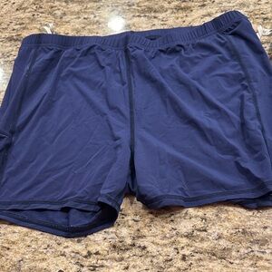 2 Lilly Pulitzer Women's Athletic Shorts